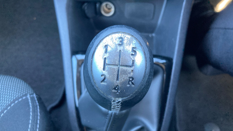 Renault Clio 1.2 16V Dynamique Nav 5dr Petrol Hatchback